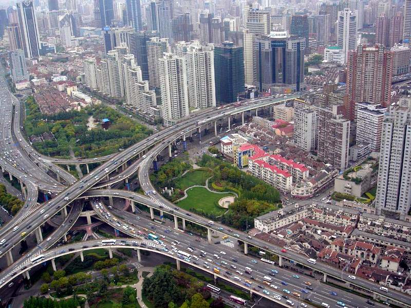 上海浦西的高架桥